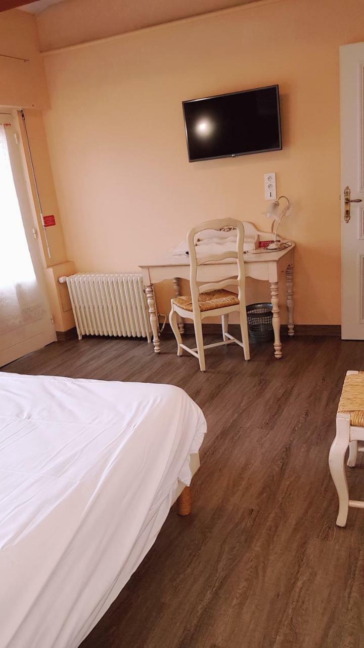 Hotel Au Lion D'Or Nogent-le-Rotrou Eksteriør billede